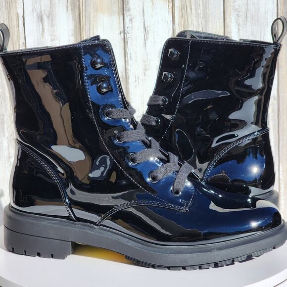 NEW - On 34th Women's Terissa Lace-Up Booties - Size 8.5 M - Picture 2 of 10